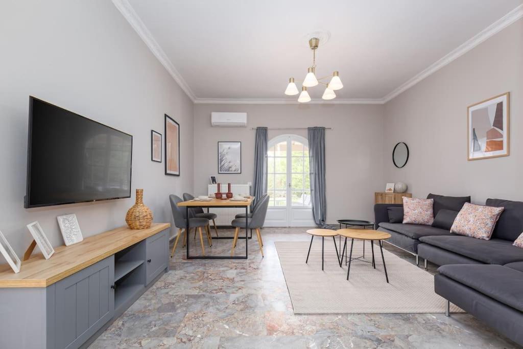 Angelikis House Apartment Kompitsion Ngoại thất bức ảnh