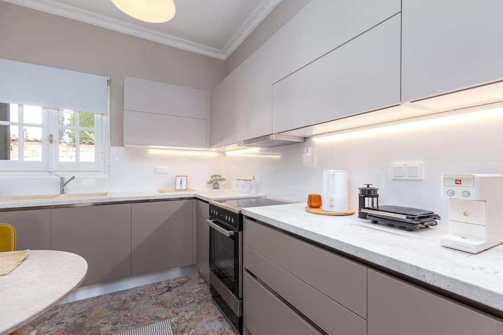 Angelikis House Apartment Kompitsion Ngoại thất bức ảnh